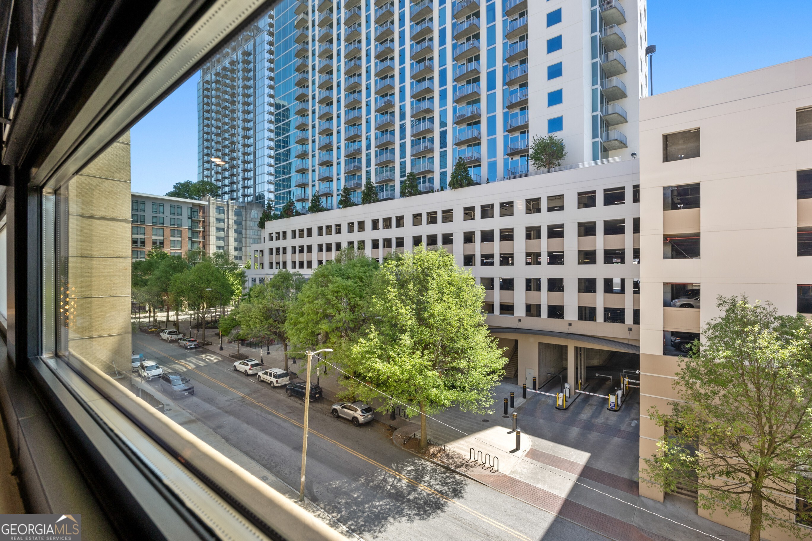 PEACHTREE LOFTS - Residential