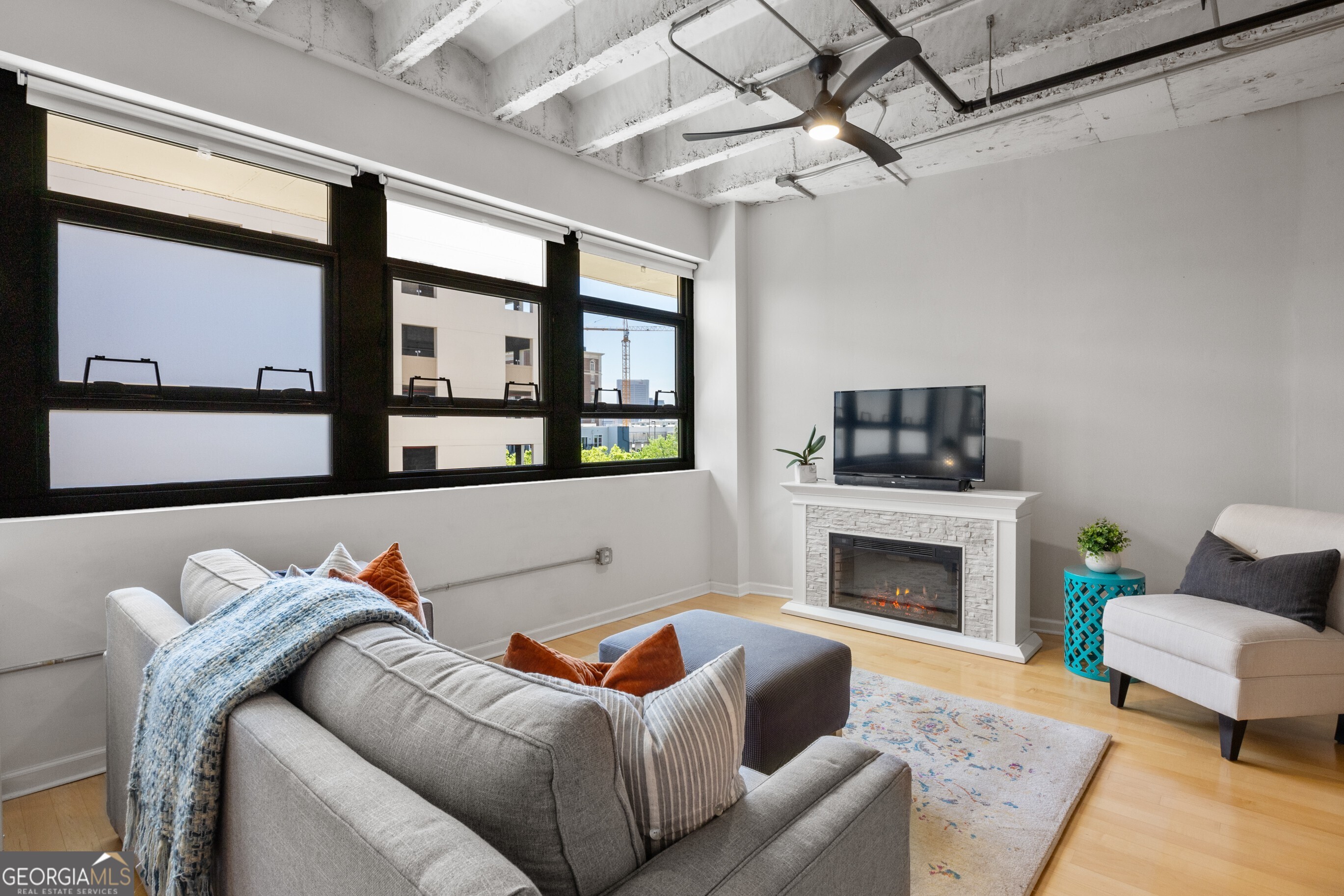PEACHTREE LOFTS - Residential