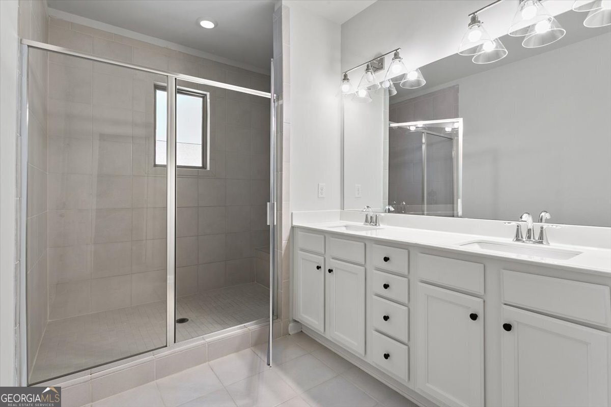 Doraville, Georgia 30360, United States, 4 Bedrooms Bedrooms, ,4 BathroomsBathrooms,Residential,Active,6978