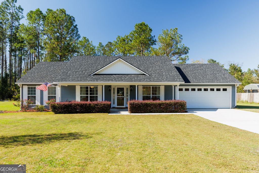 Photo of 43 Live Oak Trail, Lakeland, GA 31635 (MLS # 10637433)