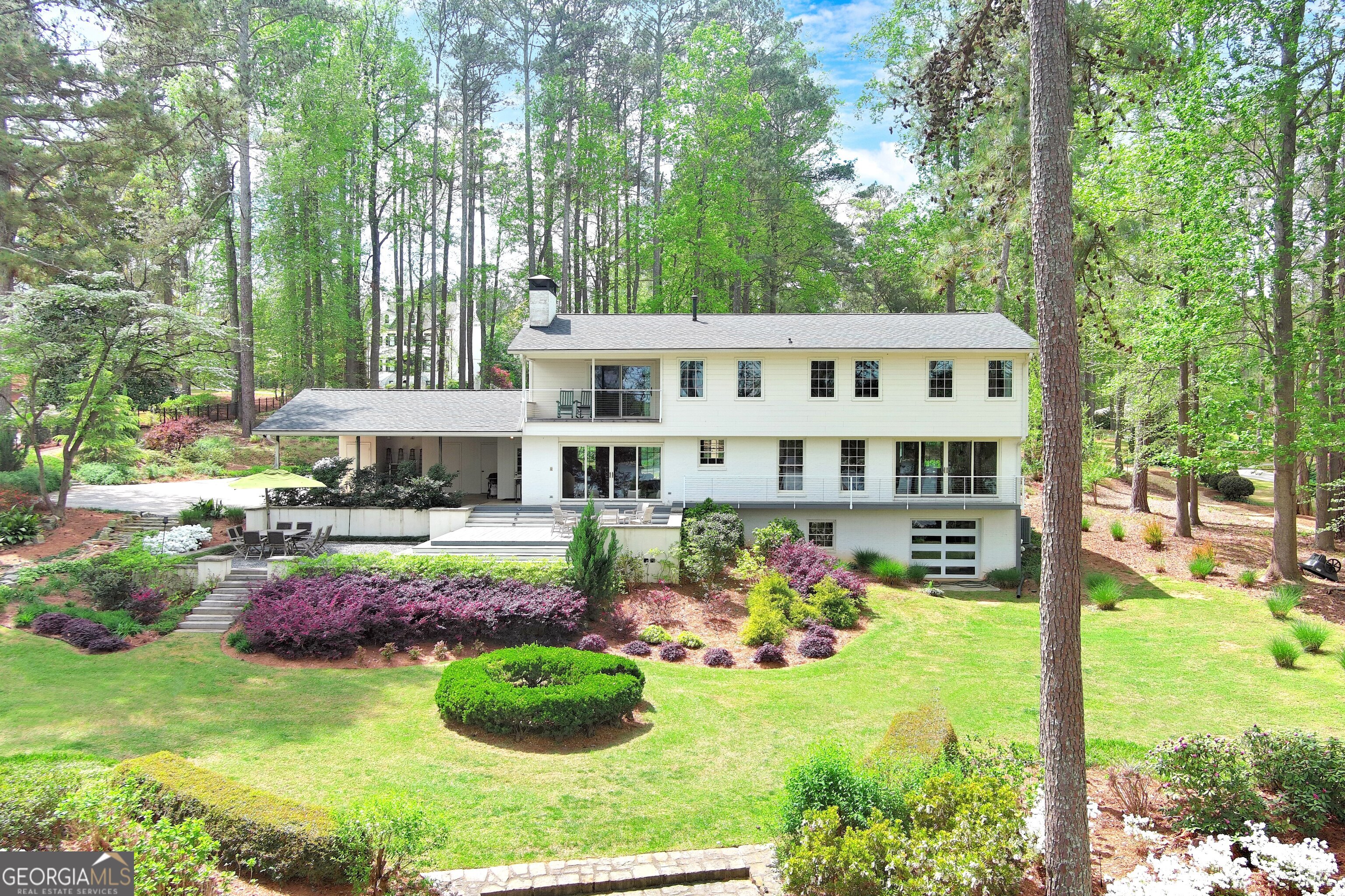3006 Emerald DR