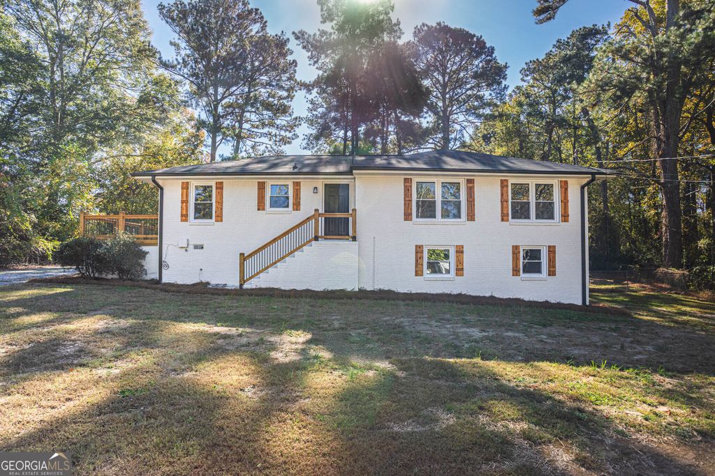 Photo of 265 Bruce Street, Loganville, GA 30052 (MLS # 10638770)