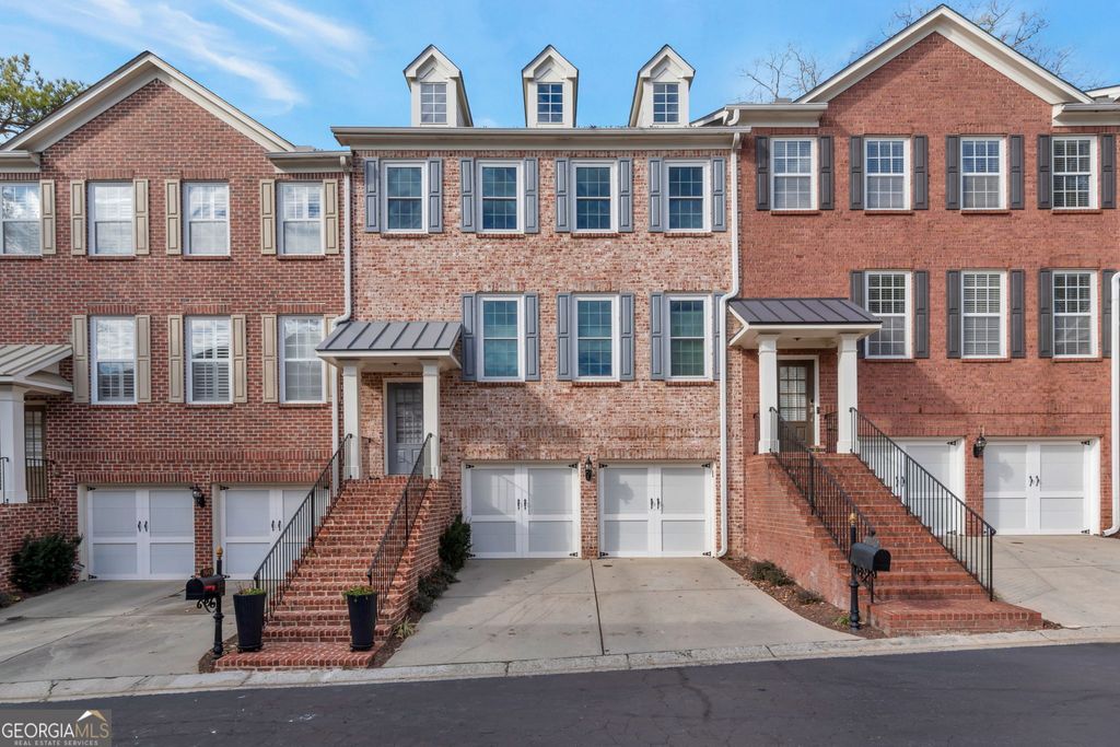 Photo of 1649 Emory Place Drive NE, Atlanta, GA 30329 (MLS # 10680028)