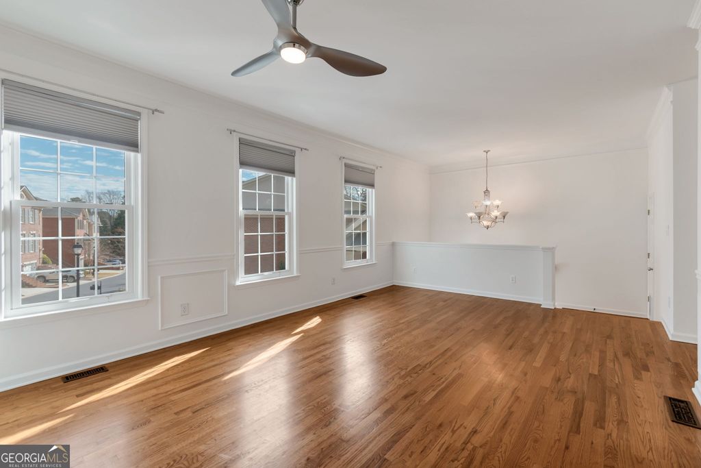 Photo of 1649 Emory Place Drive NE, Atlanta, GA 30329 (MLS # 10680028)