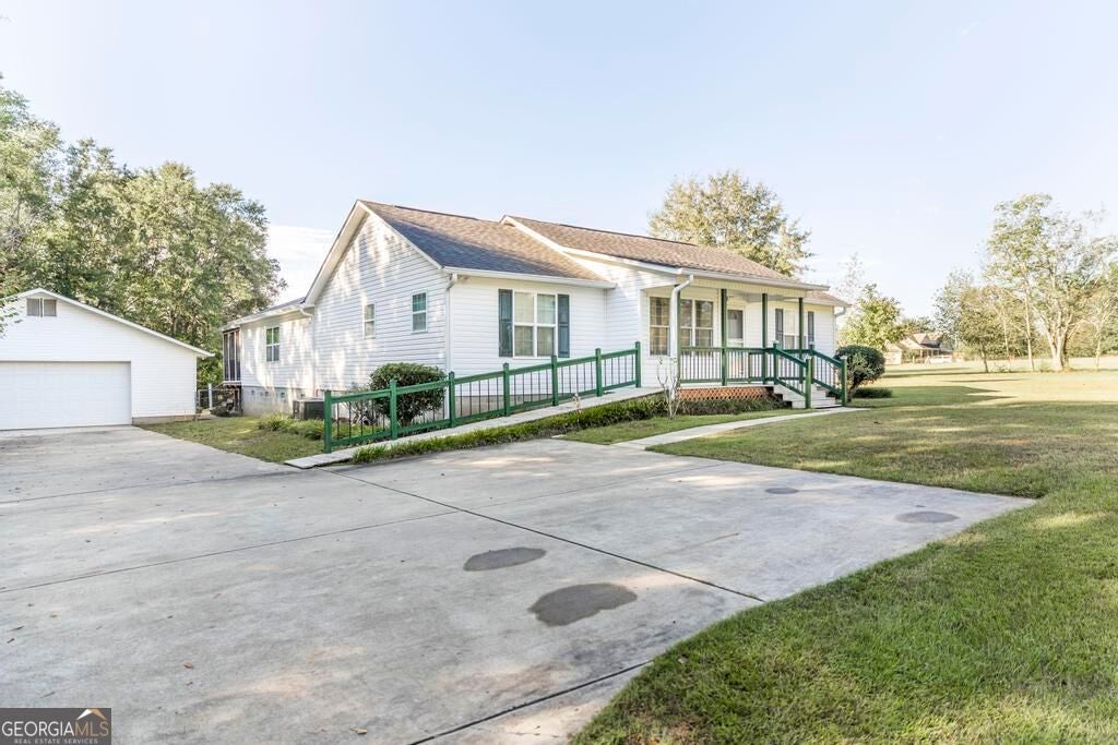 549 Burnett Rd