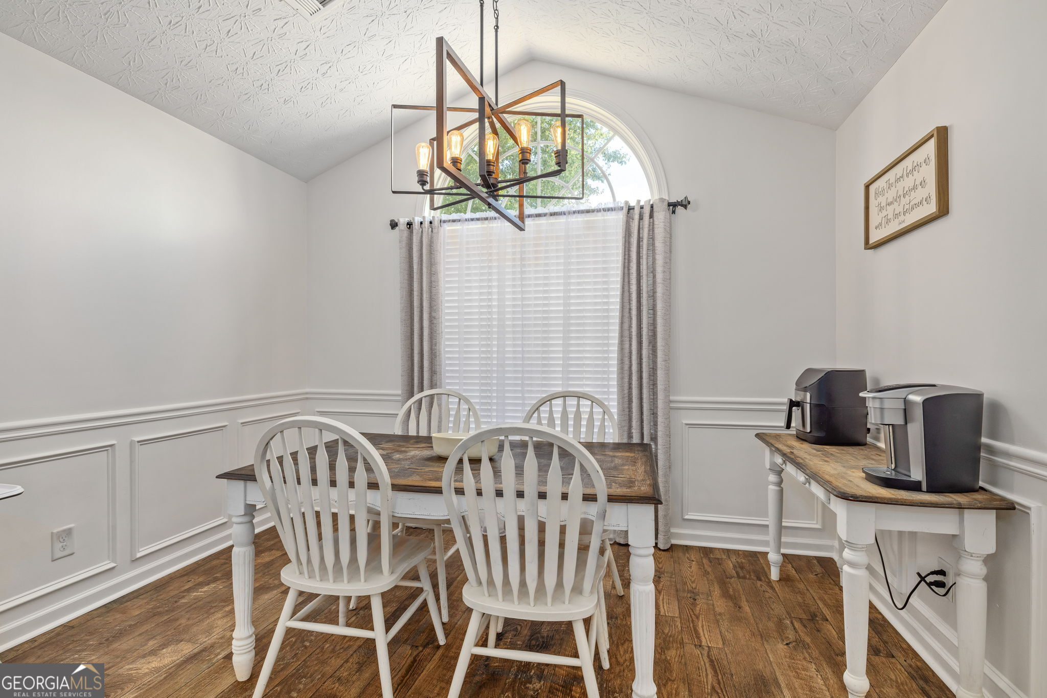 Gainesville, Georgia 30506, United States, 3 Bedrooms Bedrooms, ,2 BathroomsBathrooms,Residential,Active,176176