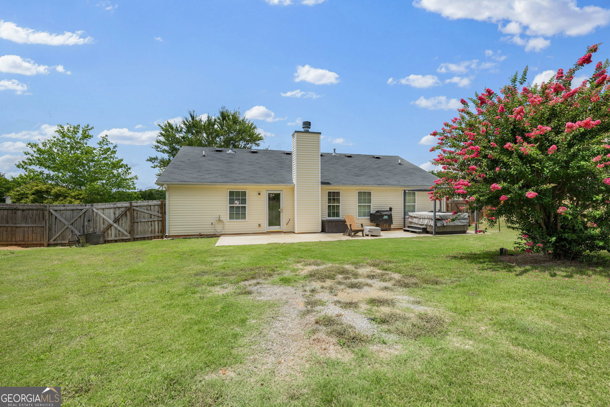 Gainesville, Georgia 30506, United States, 3 Bedrooms Bedrooms, ,2 BathroomsBathrooms,Residential,Active,176176