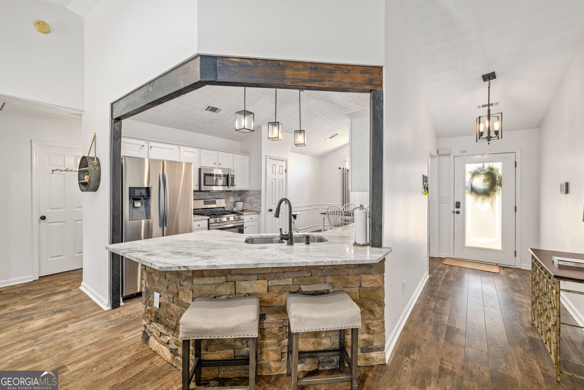 Gainesville, Georgia 30506, United States, 3 Bedrooms Bedrooms, ,2 BathroomsBathrooms,Residential,Active,176176