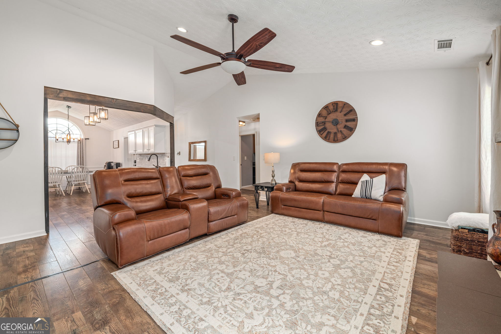 Gainesville, Georgia 30506, United States, 3 Bedrooms Bedrooms, ,2 BathroomsBathrooms,Residential,Active,176176