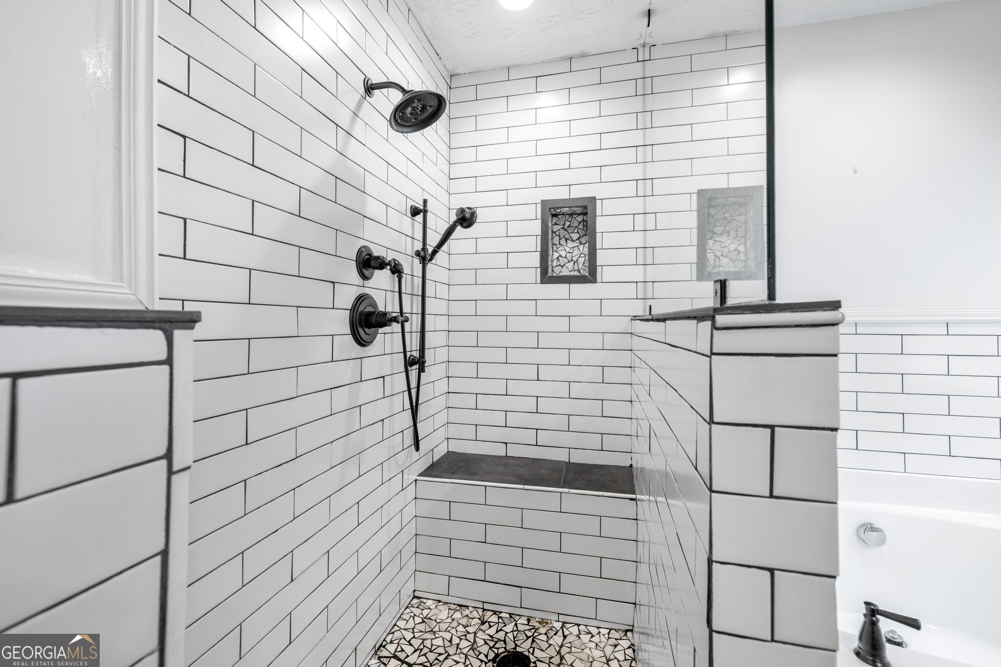 Gainesville, Georgia 30506, United States, 3 Bedrooms Bedrooms, ,2 BathroomsBathrooms,Residential,Active,176176