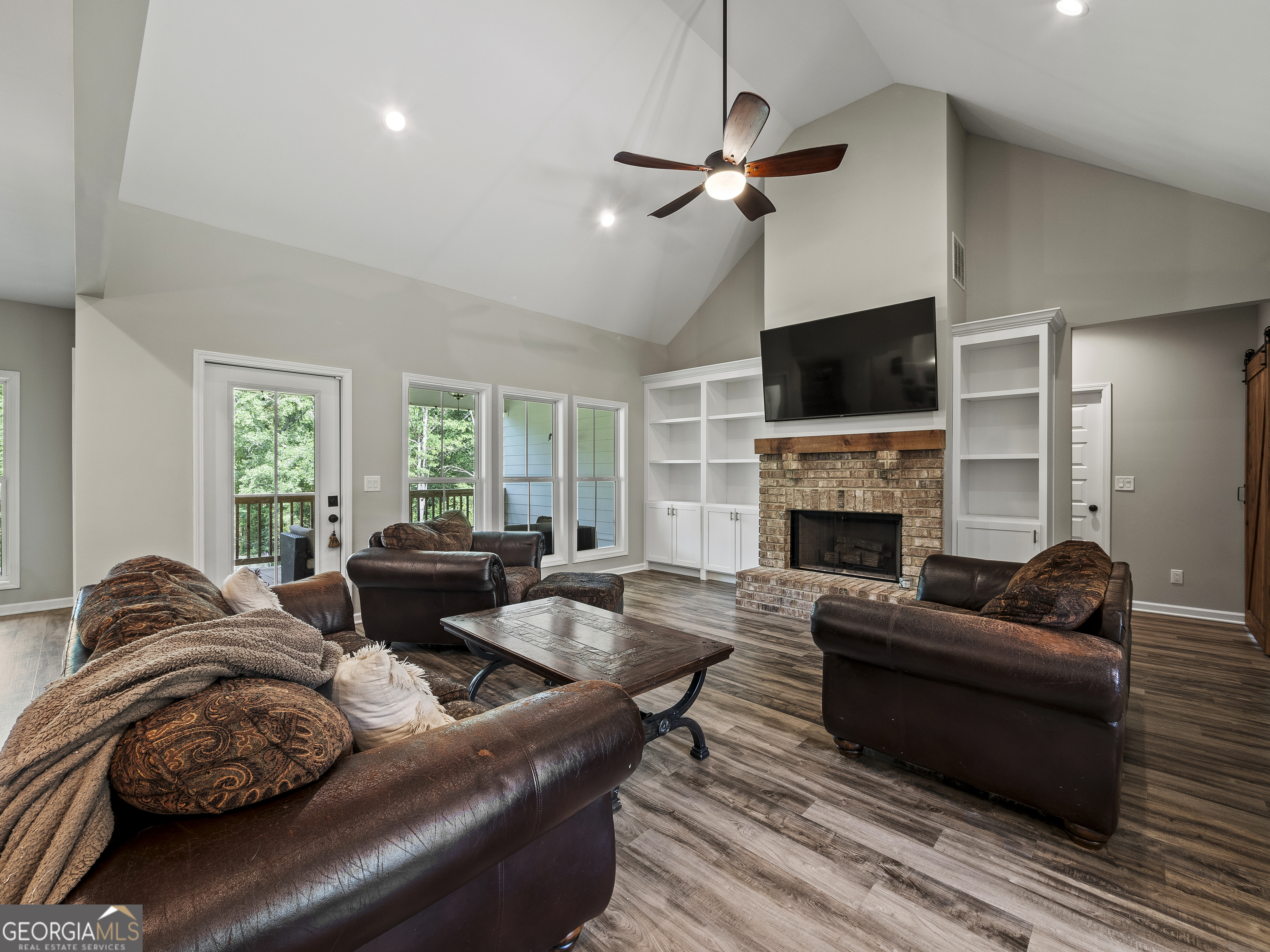 259 Cochran RD