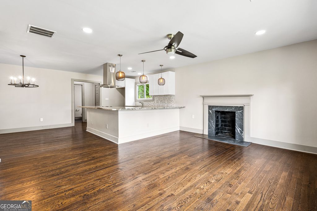 Photo of 664 Florence Place, Atlanta, GA 30318 (MLS # 10768822)