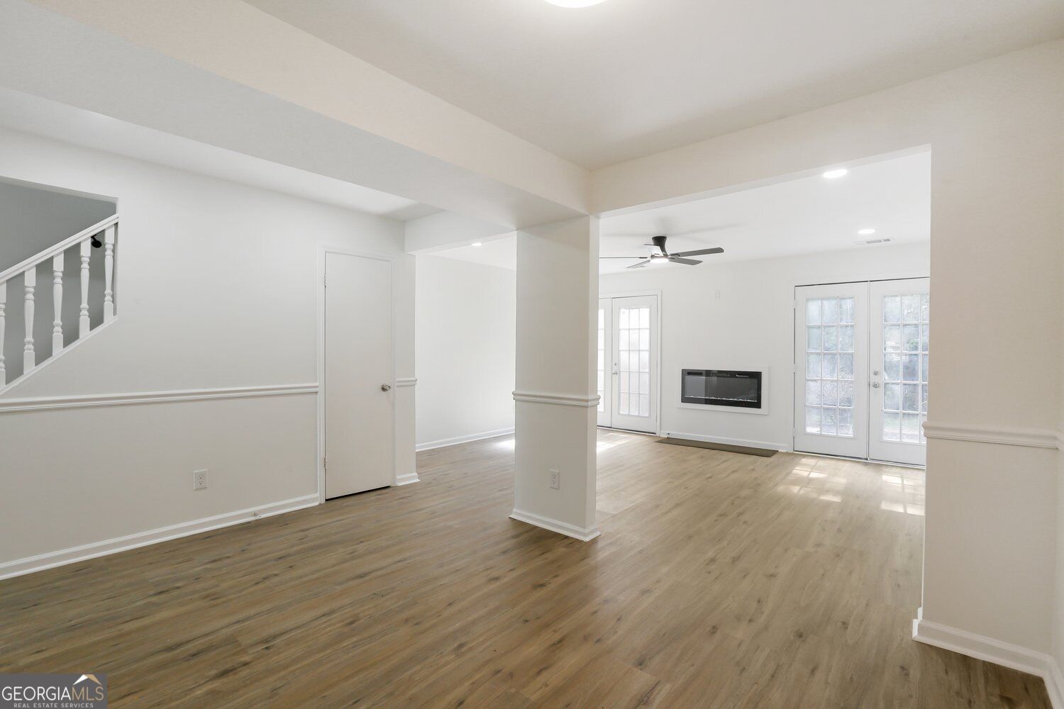 203 Tiburon DR
