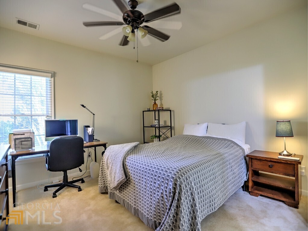 Hamilton Grove - Residential