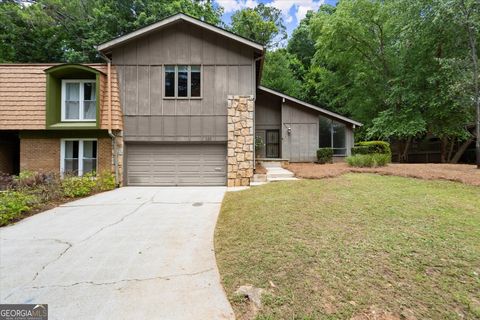 225 Lakeview RDG W Roswell GA 30076