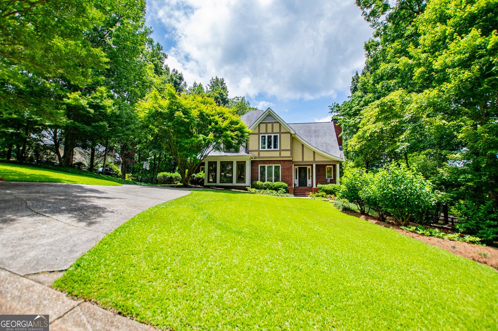 Photo of 150 Laurel Lakes Drive, Carrollton, GA 30116 (MLS # 10800342)