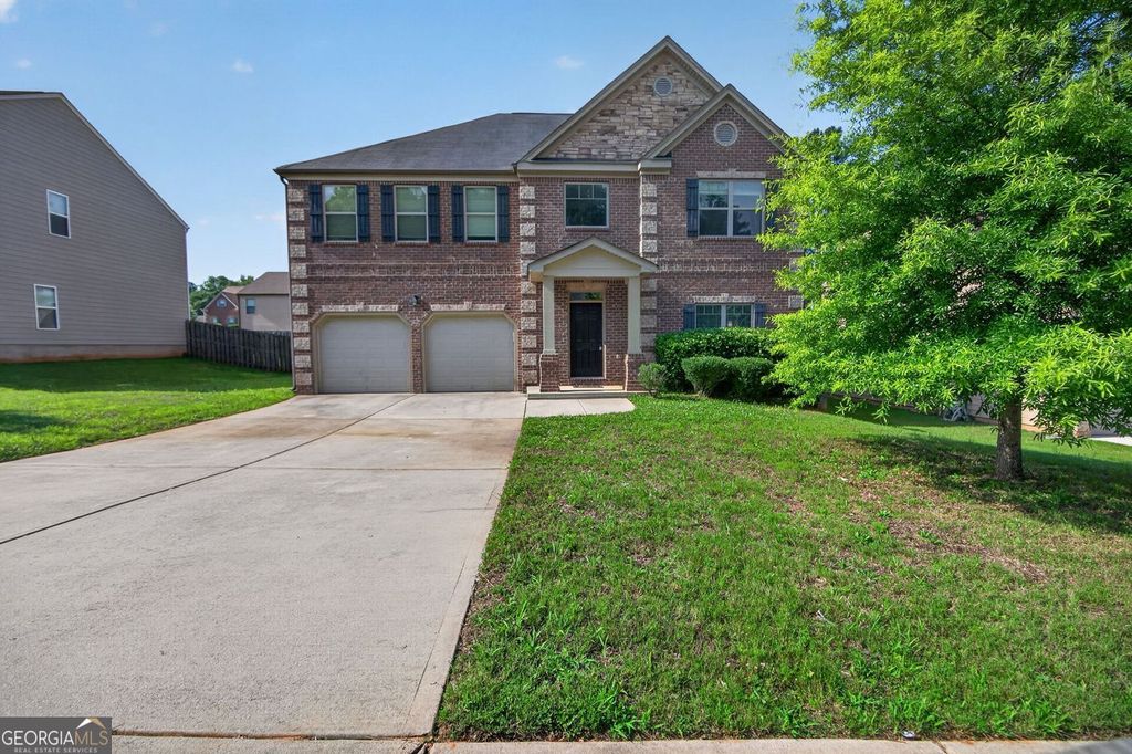 Photo of 311 Hillcrest Court, Hampton, GA 30228 (MLS # 10780681)