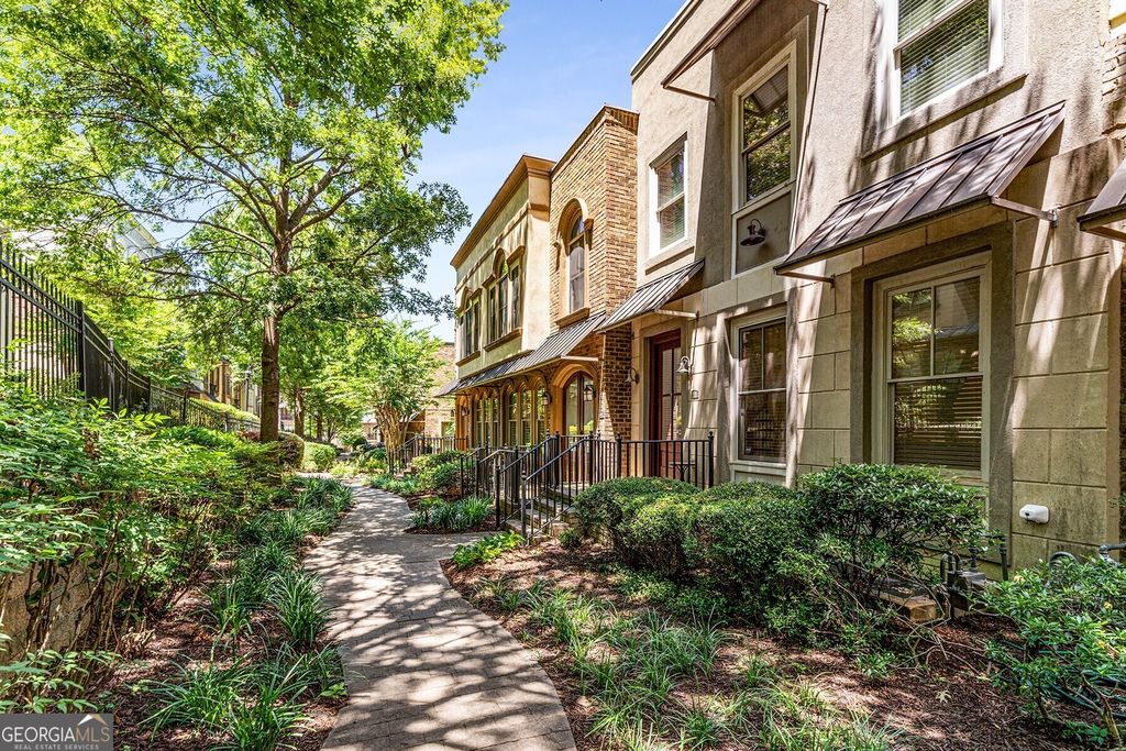 Photo of 395 Laurent Street NW #6, Atlanta, GA 30318 (MLS # 10793931)