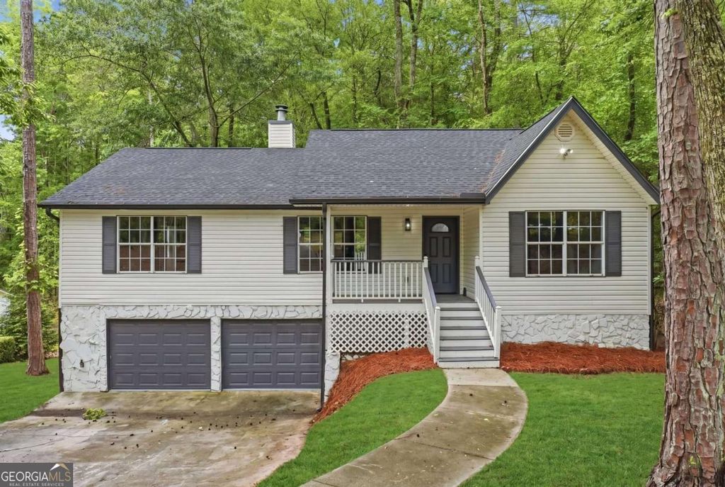 Photo of 3191 Lakeview Parkway, Villa Rica, GA 30180 (MLS # 10760638)