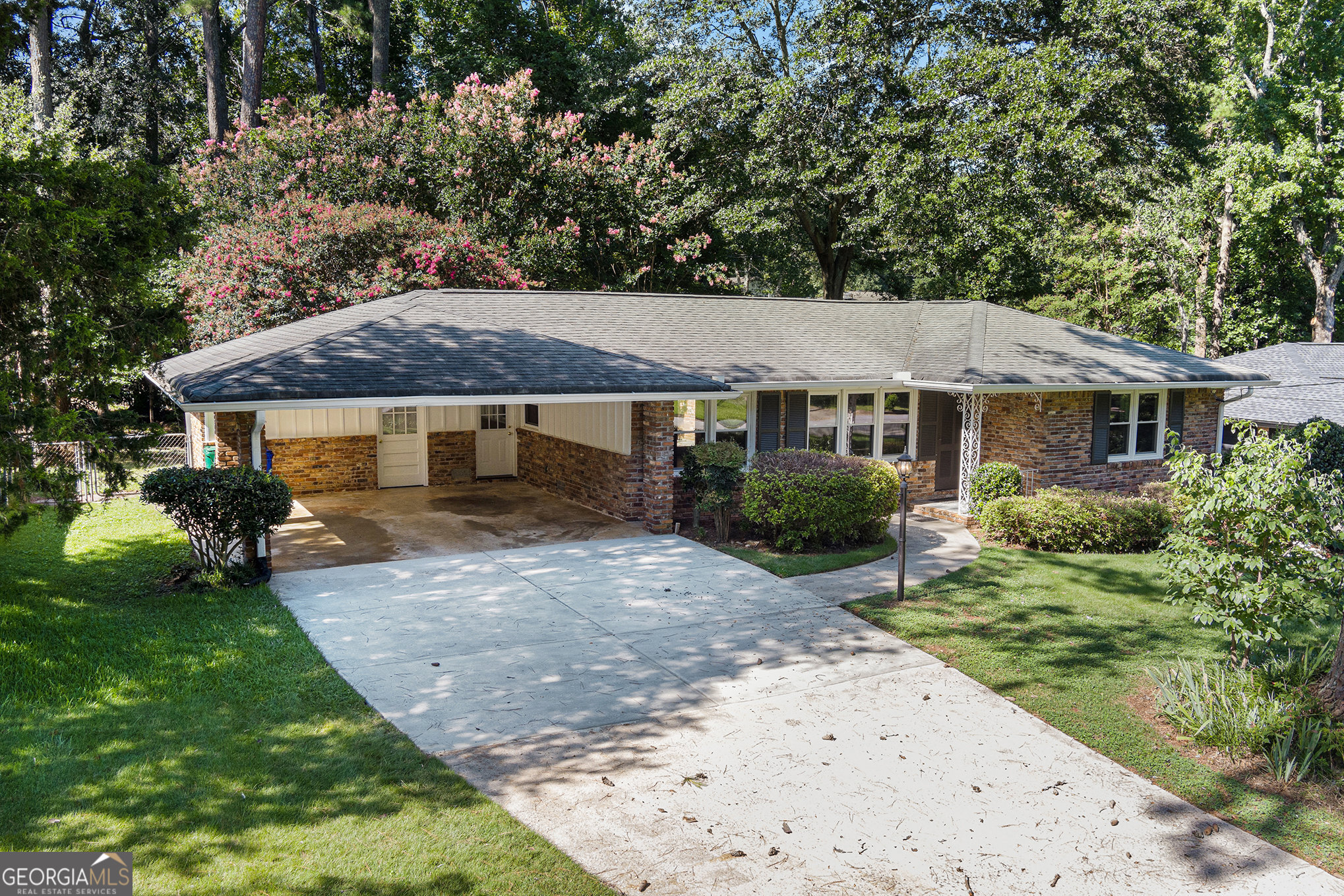4216 Fontana CT