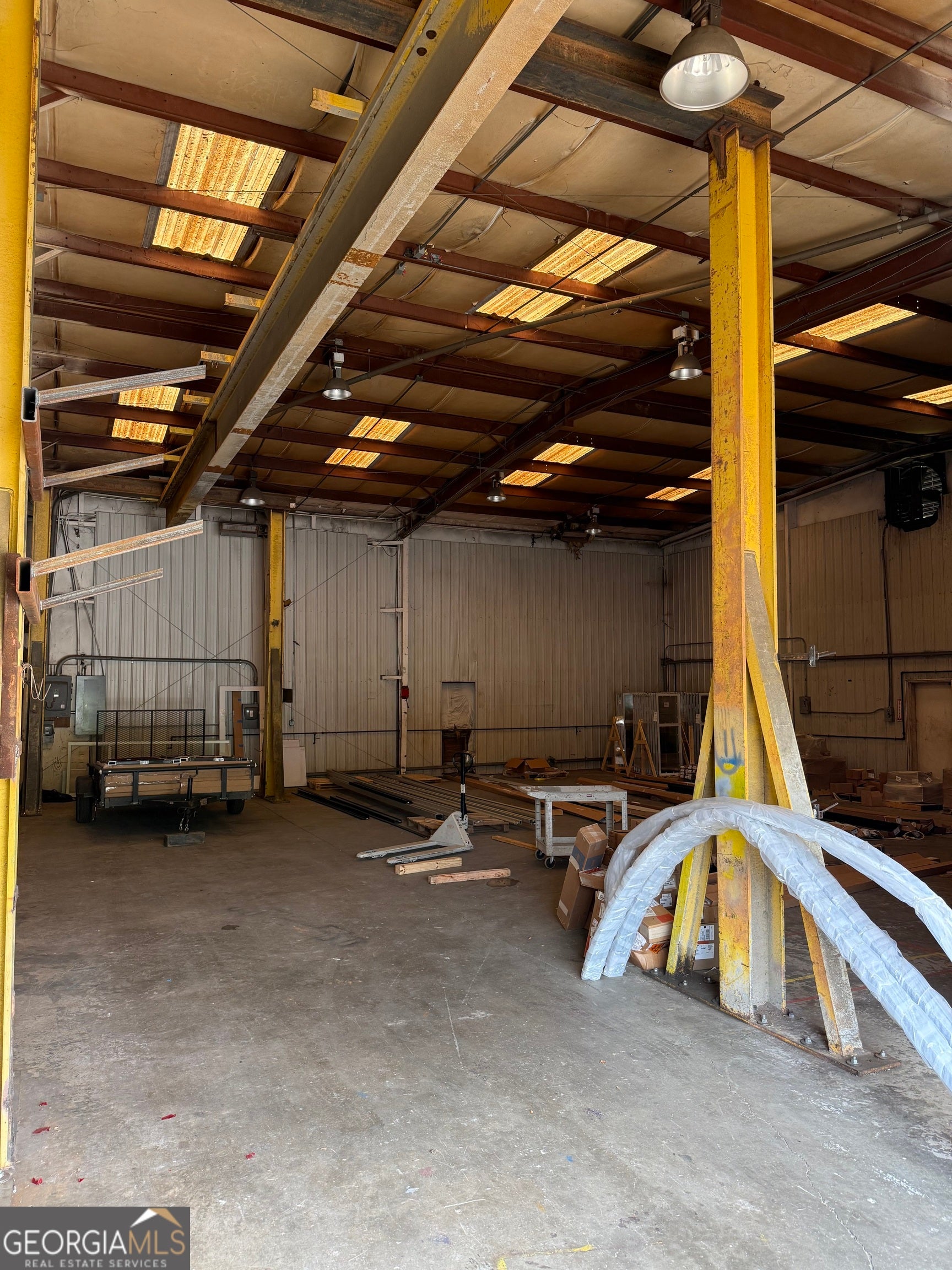 42 Werz Industrial DR