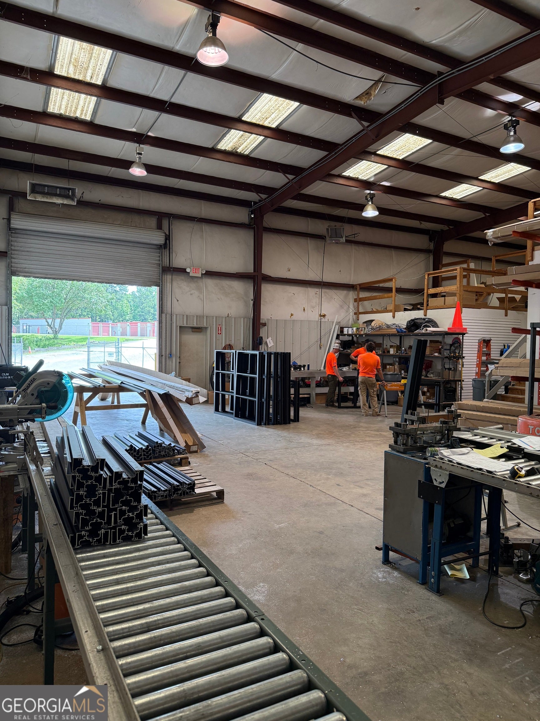 42 Werz Industrial DR