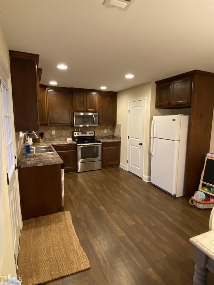 Mossy Creek - Residential