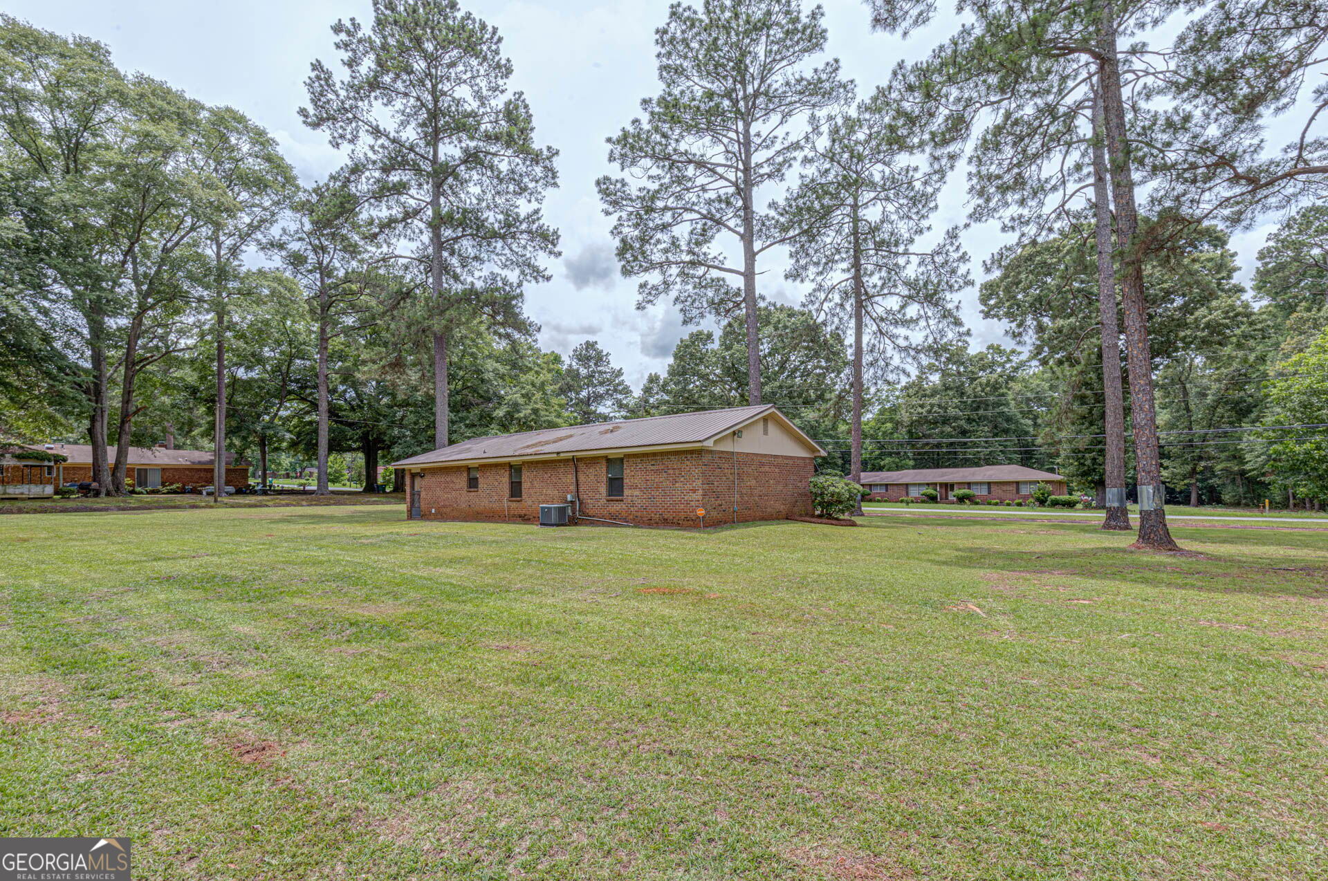 1903 Armory DR