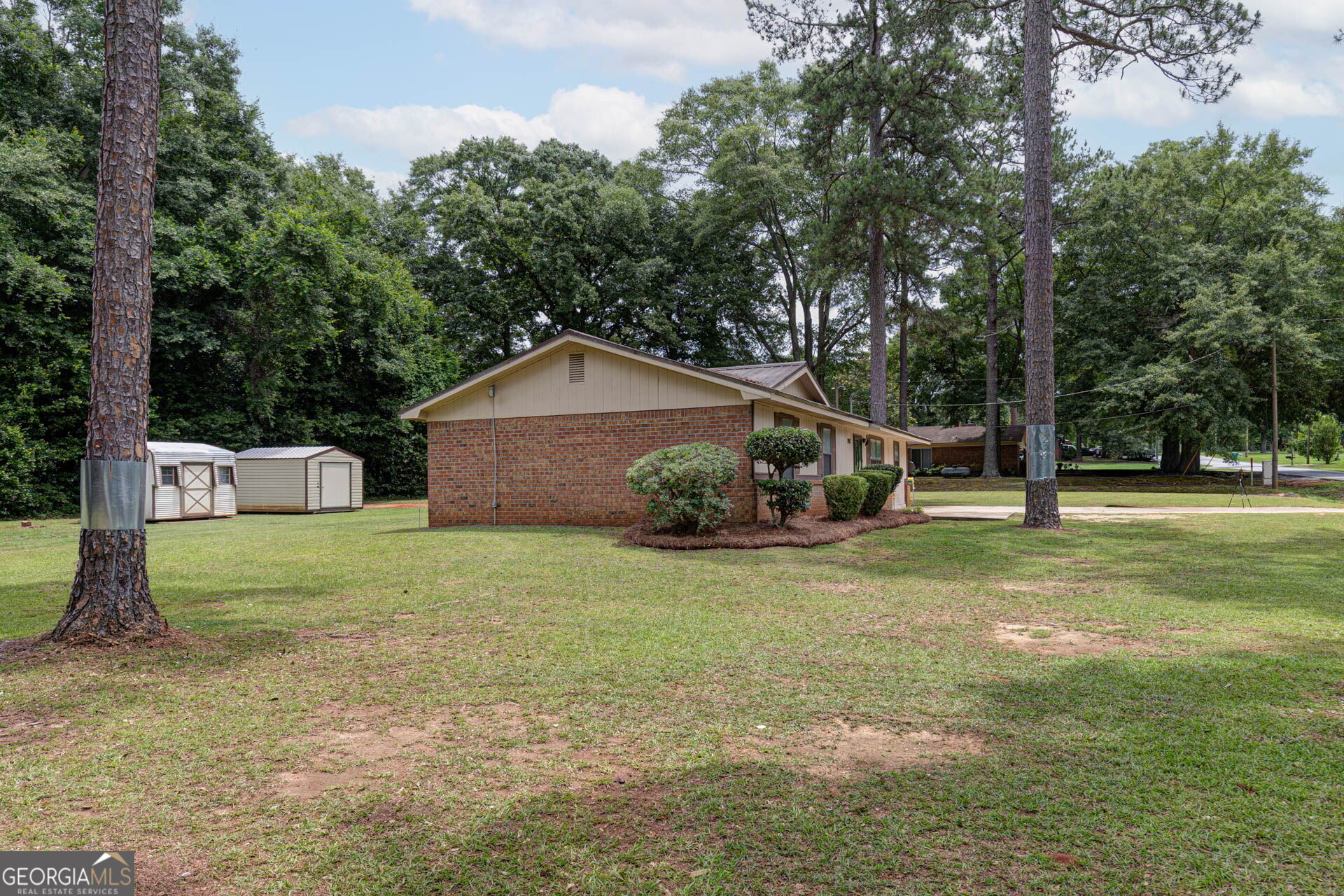 1903 Armory DR