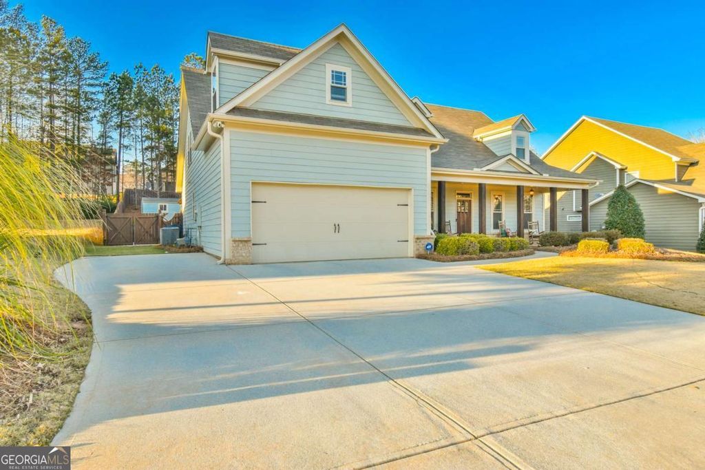 Photo of 864 HAWKINS CREEK Drive, Jefferson, GA 30549 (MLS # 10657719)