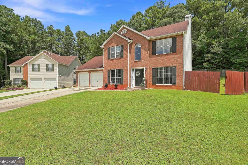 Photo of 12198 Crestwood Court, Fayetteville, GA 30215 (MLS # 10821782)