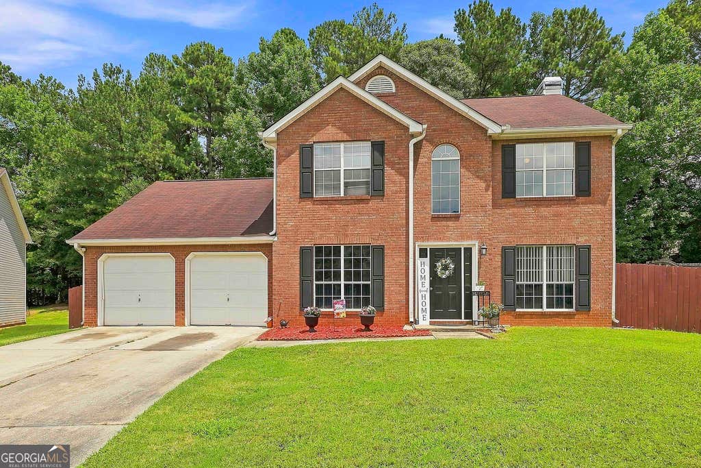 Photo of 12198 Crestwood Court, Fayetteville, GA 30215 (MLS # 10821782)