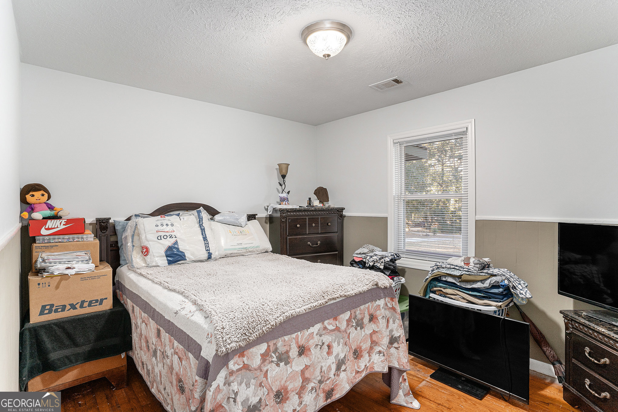 No HOA - Residential