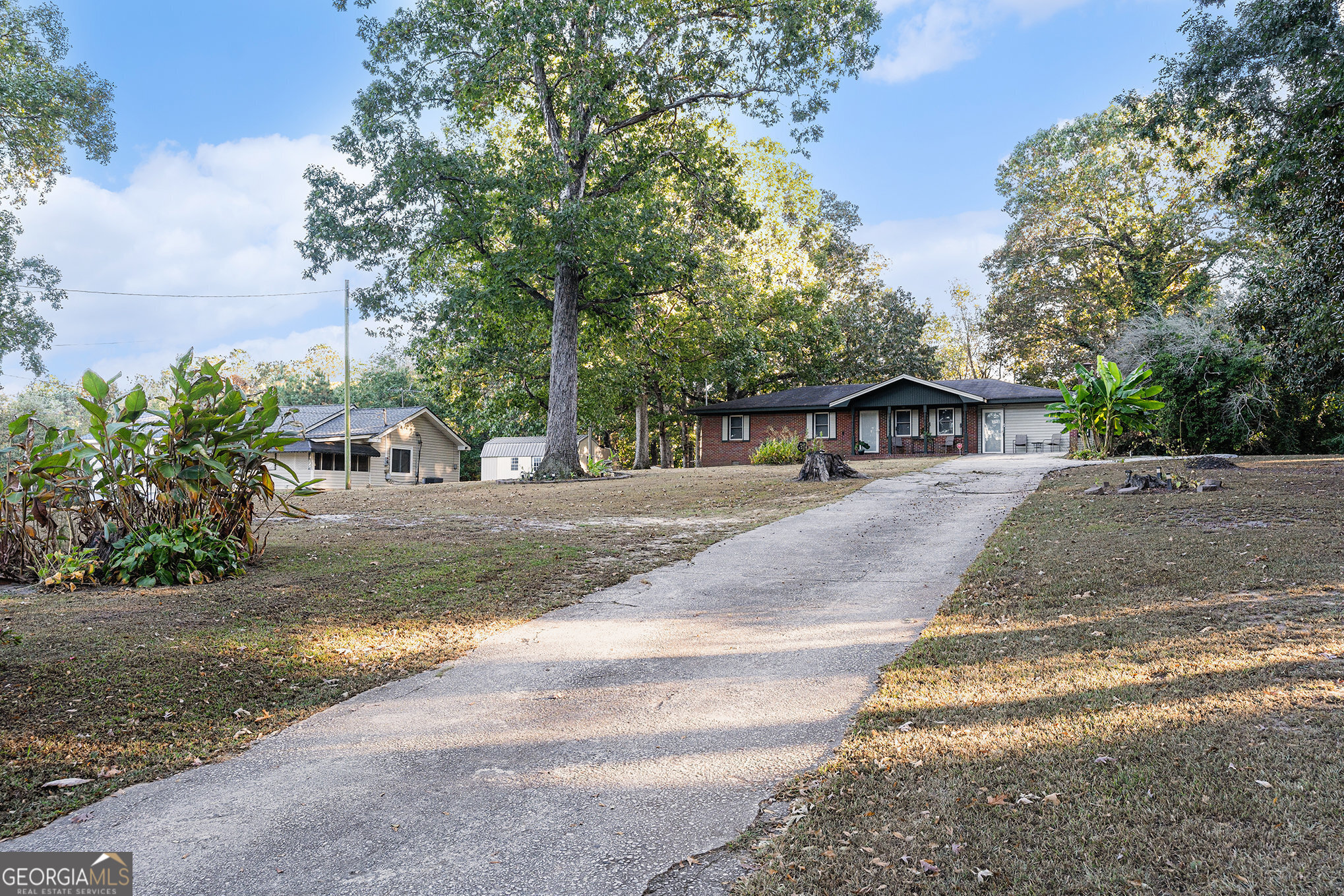 No HOA - Residential