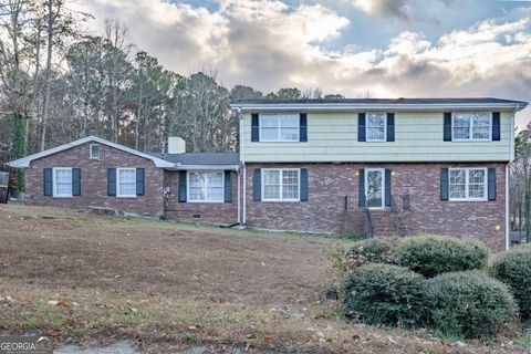 Photo of 2067 Tanglewood Drive, Snellville, GA 30078 (MLS # 10655393)