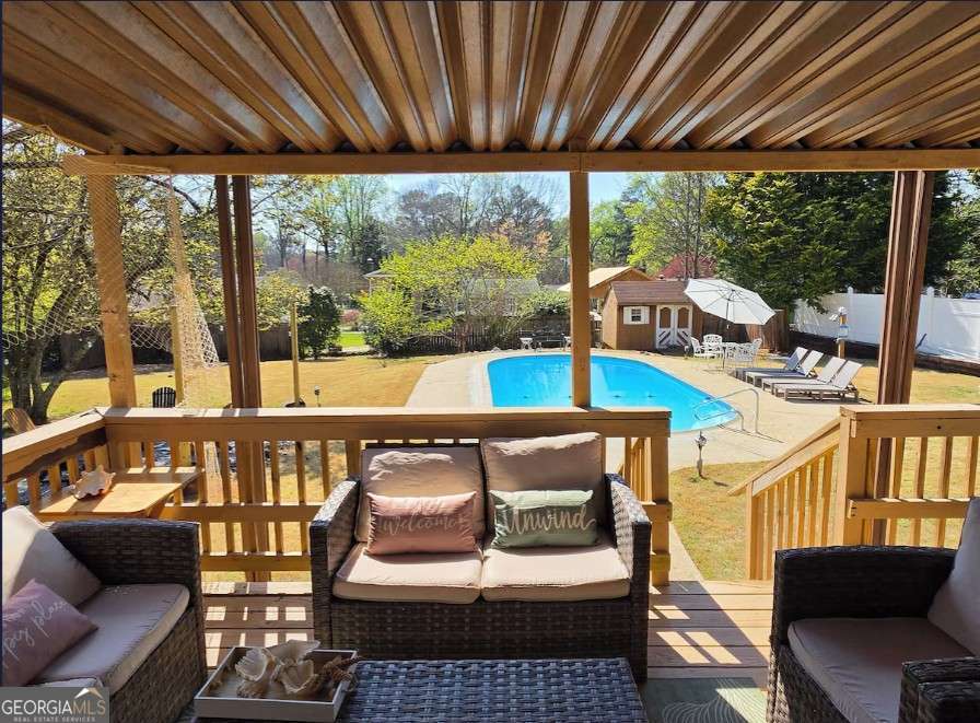 457 Castleaire DR SW