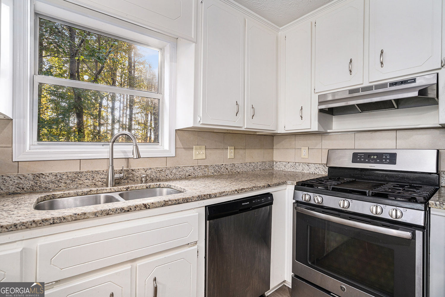 SPRAYBERRY STATION - Residential