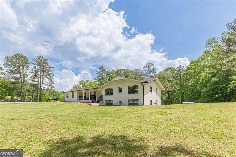 218 Ward RD