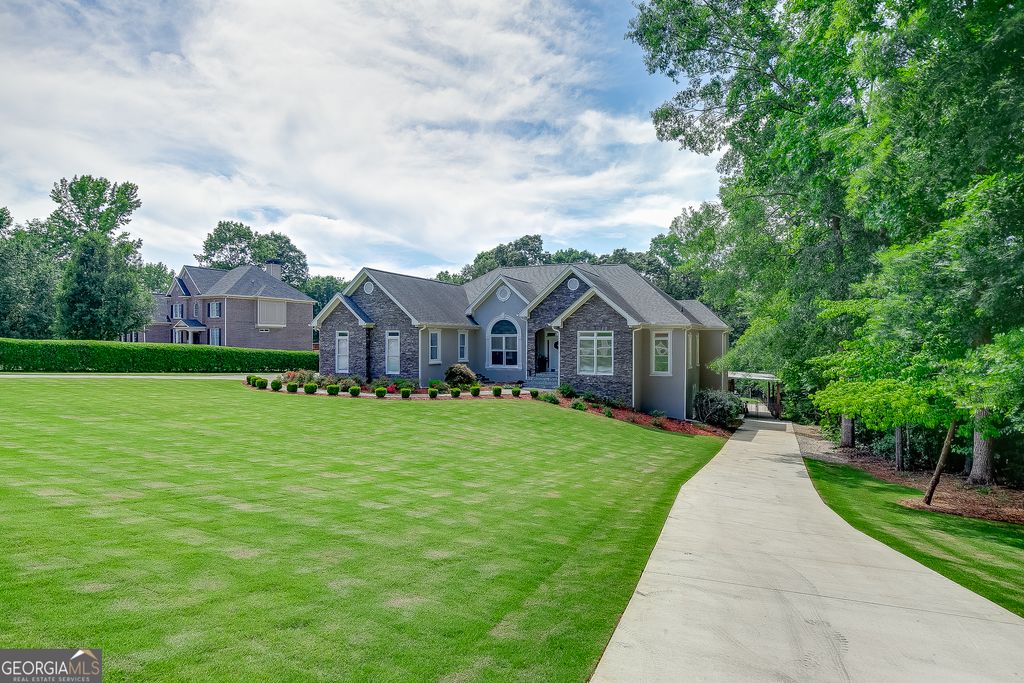 Photo of 765 River Chase, Hoschton, GA 30548 (MLS # 10781420)
