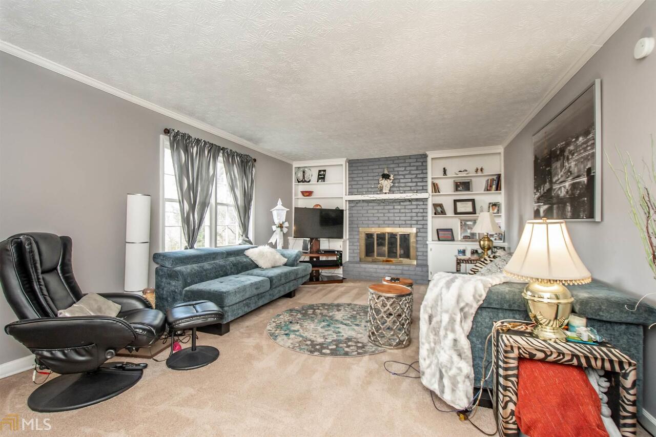 Hidden Hills - Residential