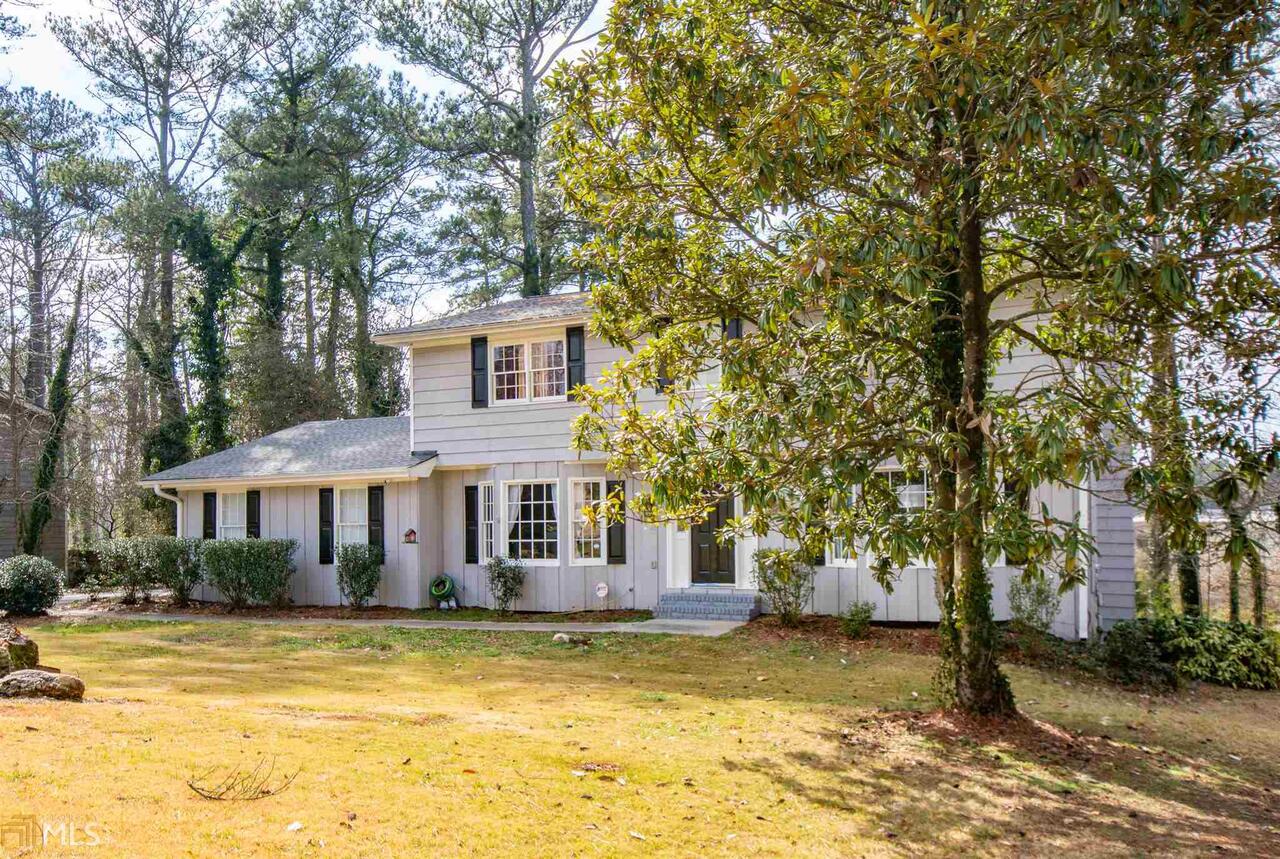 Hidden Hills - Residential