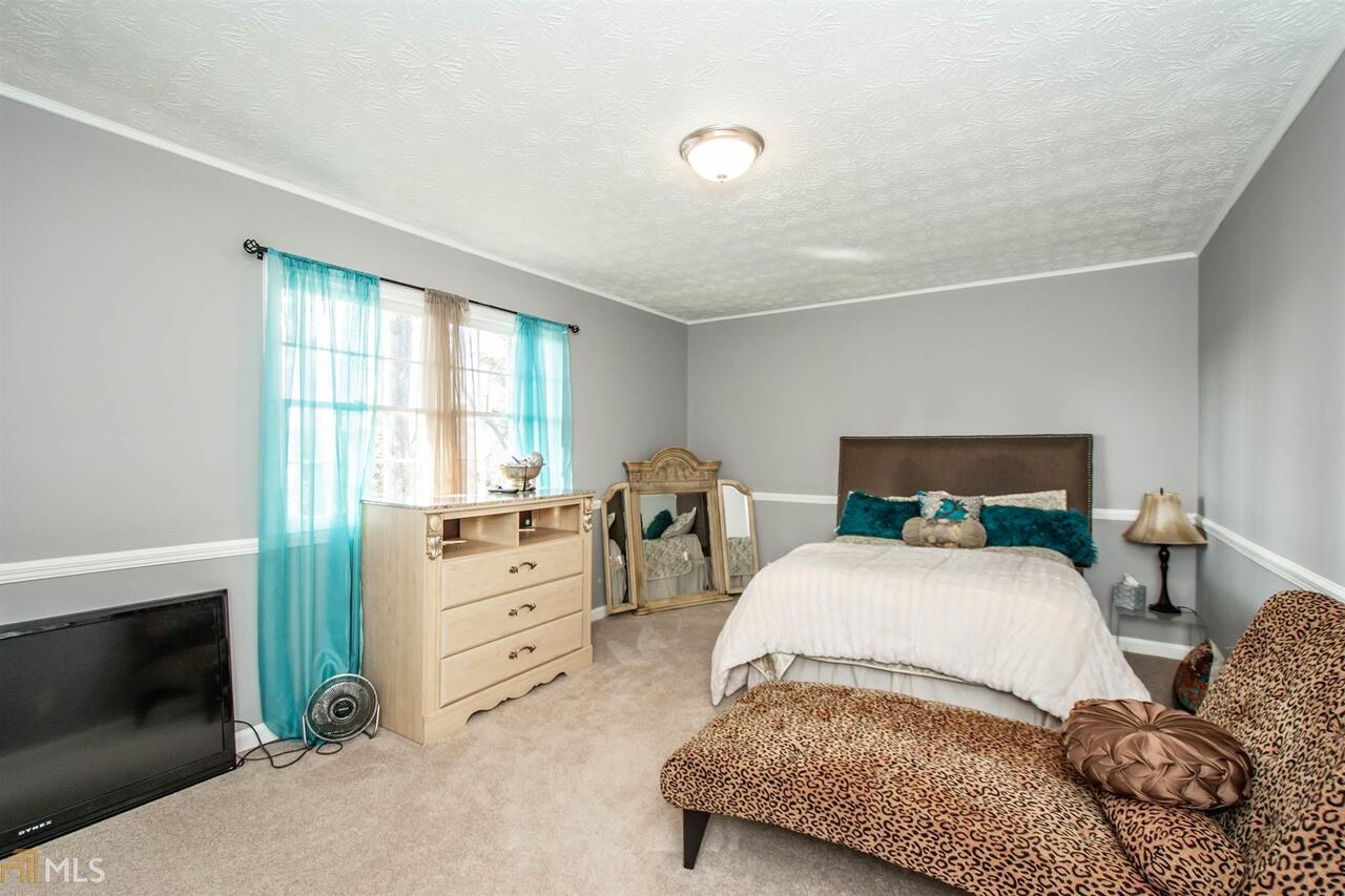 Hidden Hills - Residential