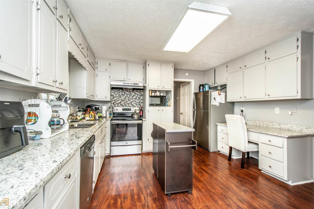 Hidden Hills - Residential