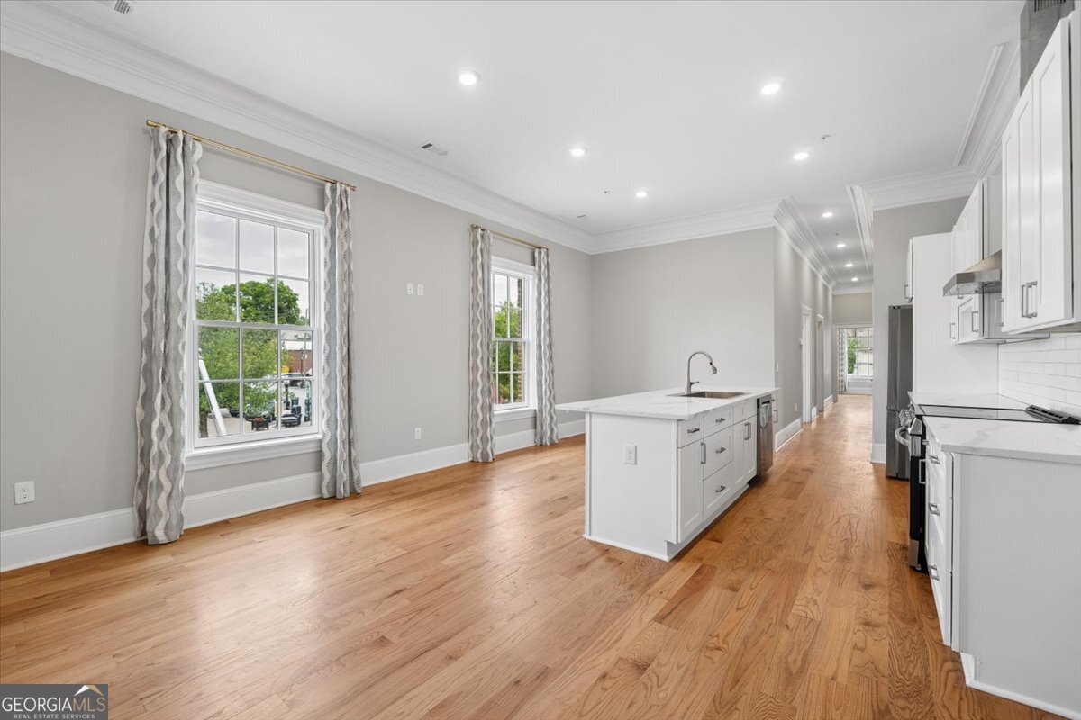 200 W Washington St, Unit C