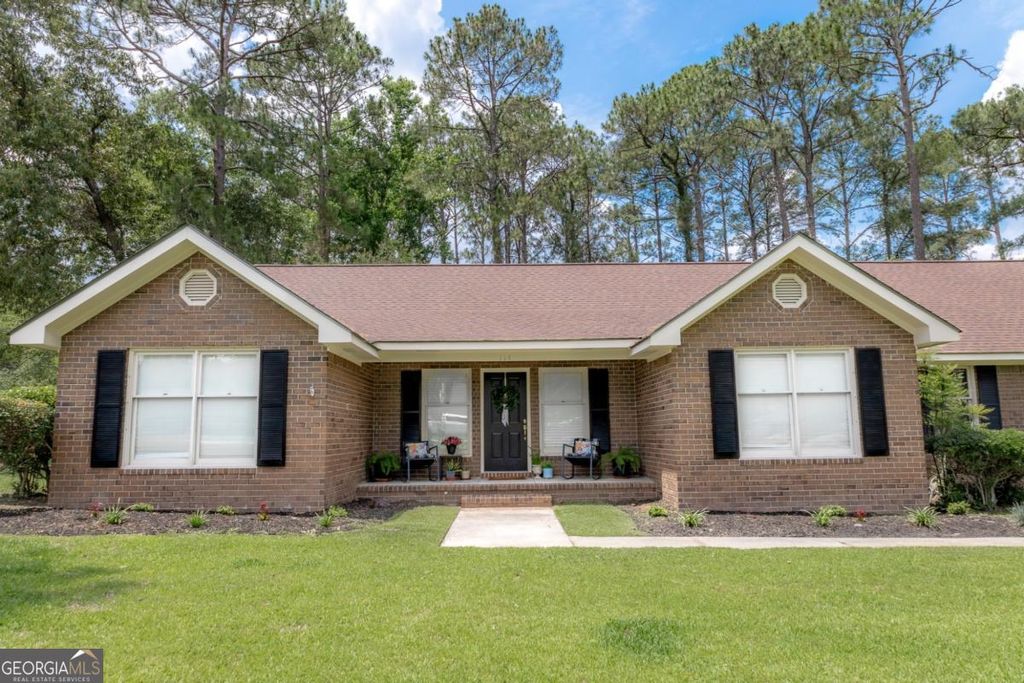 Photo of 114 Hazelwood Drive, Statesboro, GA 30458 (MLS # 10775264)