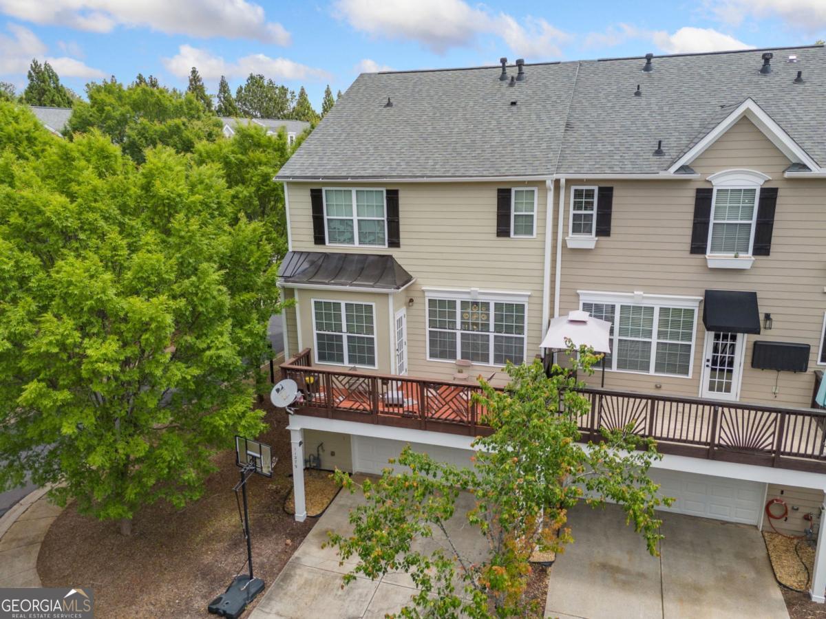 Westside Villas - Residential Lease