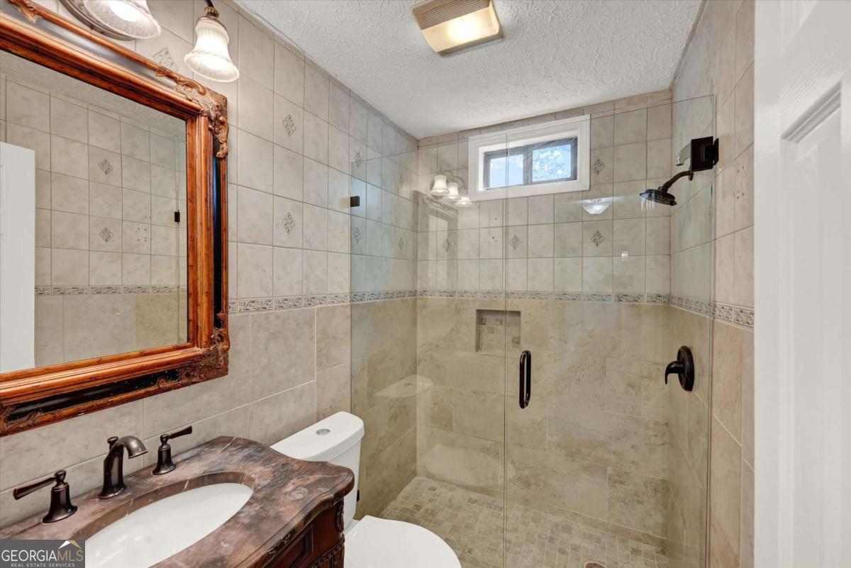 Indian Hills - Residential Lease