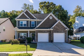 Single Family Residence at 6653 GRAND HICKORY DR