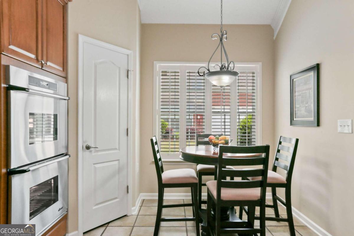 Photo 13 of 34 of 221 Claremore DR townhome