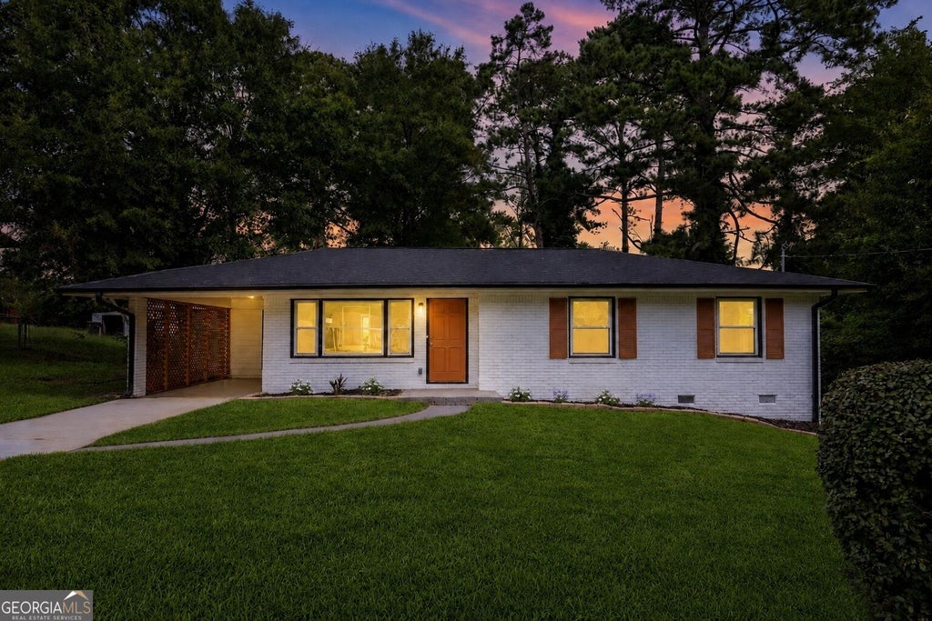 Photo of 61 Overbrook Drive SE, Smyrna, GA 30082 (MLS # 10831733)